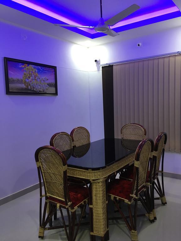 Rams Guest House Near Lulu Mall Thiruvananthapuram Ngoại thất bức ảnh